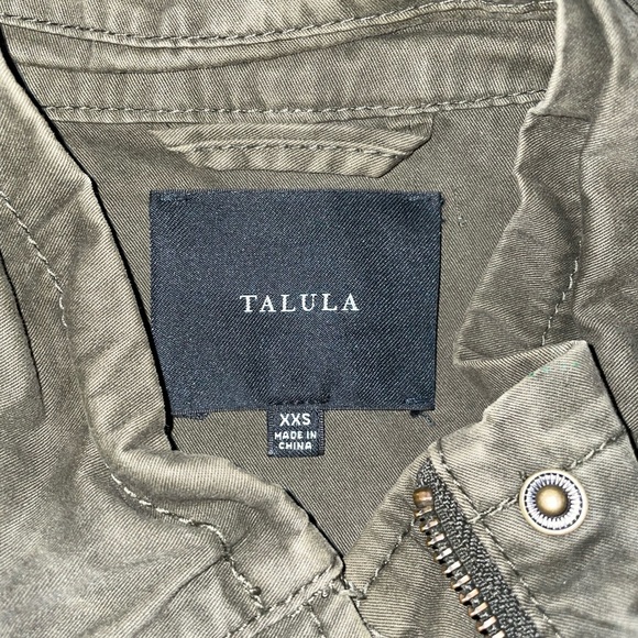 Army green ARITZIA trench coat - Picture 2 of 3